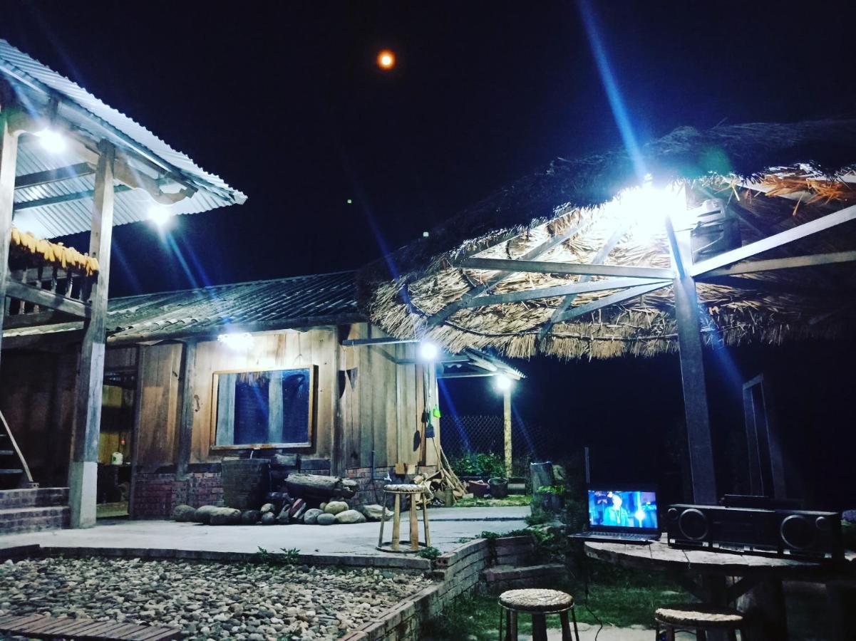 Mu Cang Chai Big View Homestay, Tour & Vegetarian Zewnętrze zdjęcie